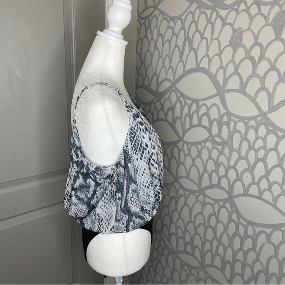 NWT New - TOBI SAHARA MULTI SNAKESKIN PRINT BODYSUIT Size Small - Picture 12 of 13